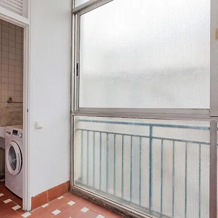 Apartment Big For 15 In The Heart Of Eixample Barcelona