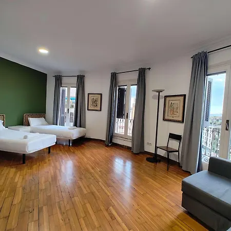Big For 15 In The Heart Of Eixample Apartment Barcelona