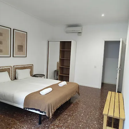 Big For 15 In The Heart Of Eixample * Barcelona