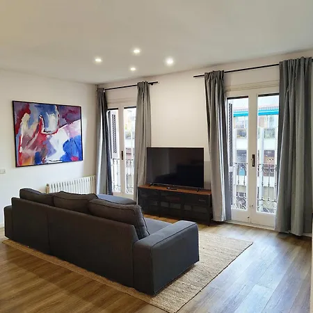 Big For 15 In The Heart Of Eixample