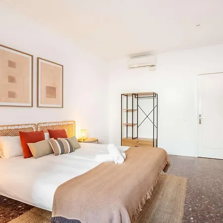 Big For 15 In The Heart Of Eixample